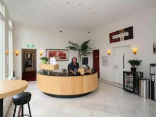 Sebel Hotel
